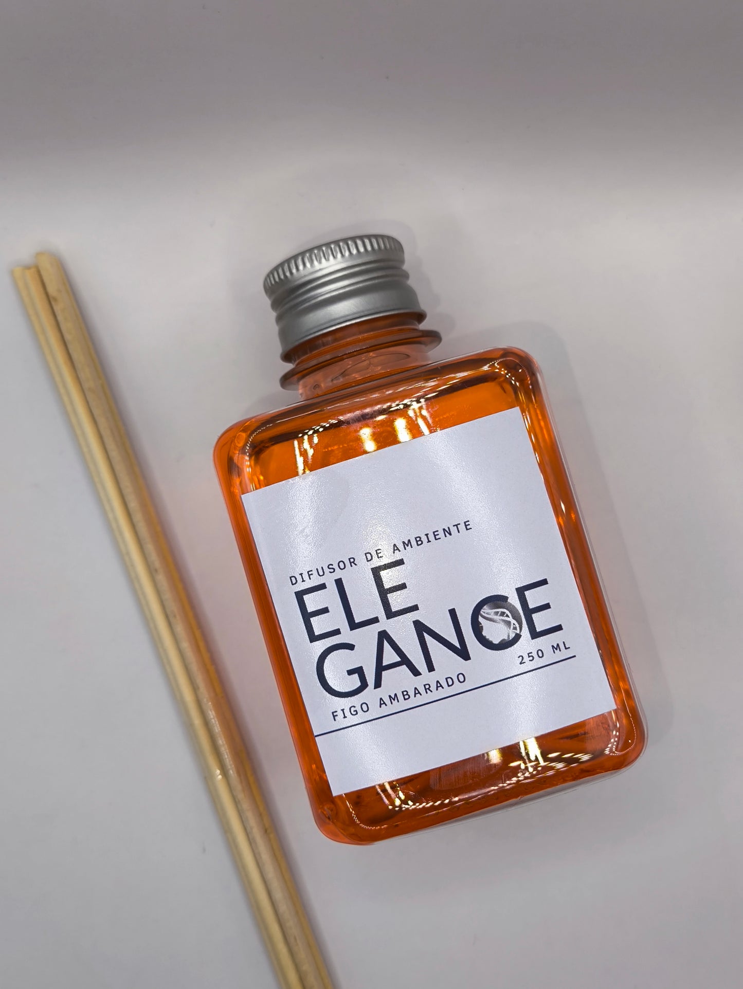 Difusor aromático Elegance - fragrância Figo ambarado